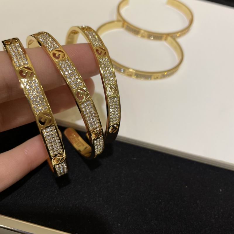 Fendi bracelet 10lyr1 (4)